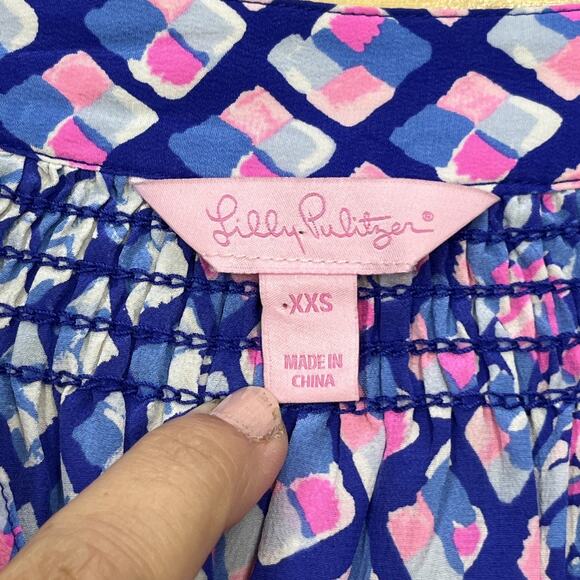 Lilly Pulitzer Elsa Silk Top in Pop Up Toe In Print Blue Pink Pineapple Sz XXS - Picture 3 of 12